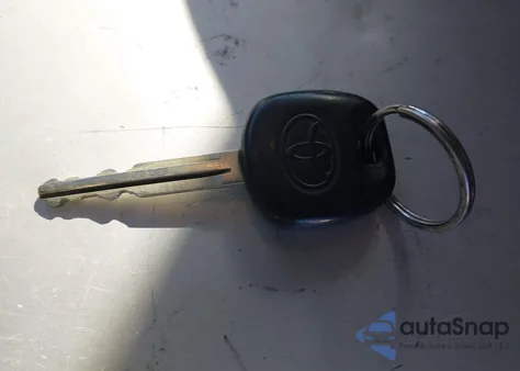 2006 Toyota Sienna Xle from USA, damaged, VIN 5TDZA22C16S429970